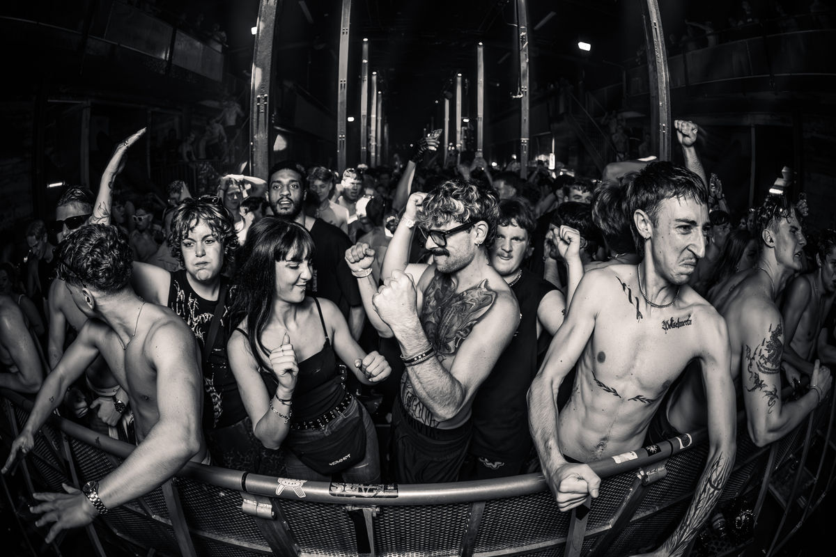 Loading... just a sec